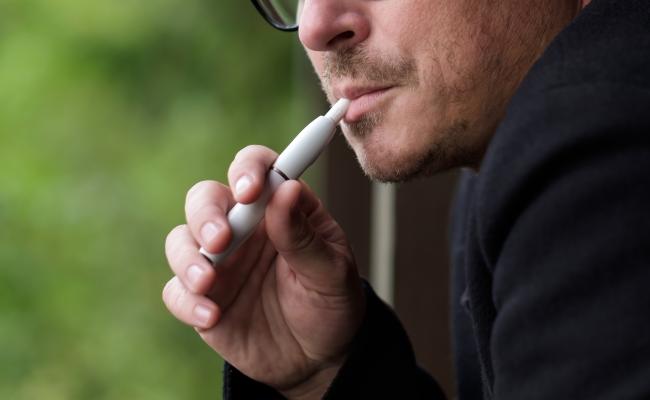 Smoking and Vaping: Which is Right for You?